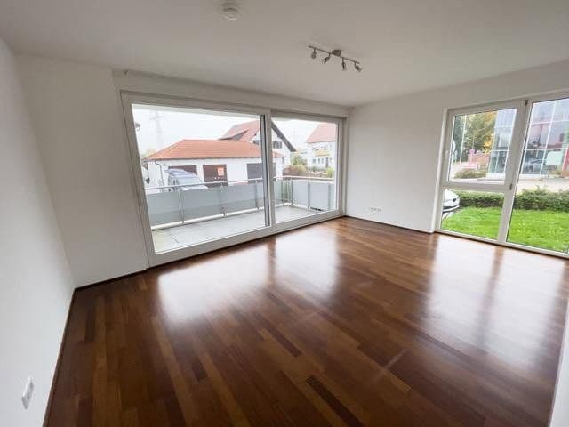 Prodej bytu 3+1 88 m², Pfaffenhofen an der Roth, Bavorsko Prodej bytu 3+1 88 m², Pfaffenhofen an der Roth, Bavorsko