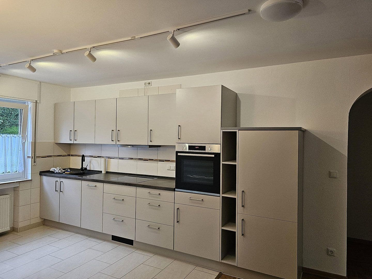 Pronájem bytu 3+1 101 m², Gladbeck, Severní Porýní-Vestfálsko Pronájem bytu 3+1 101 m², Gladbeck, Severní Porýní-Vestfálsko