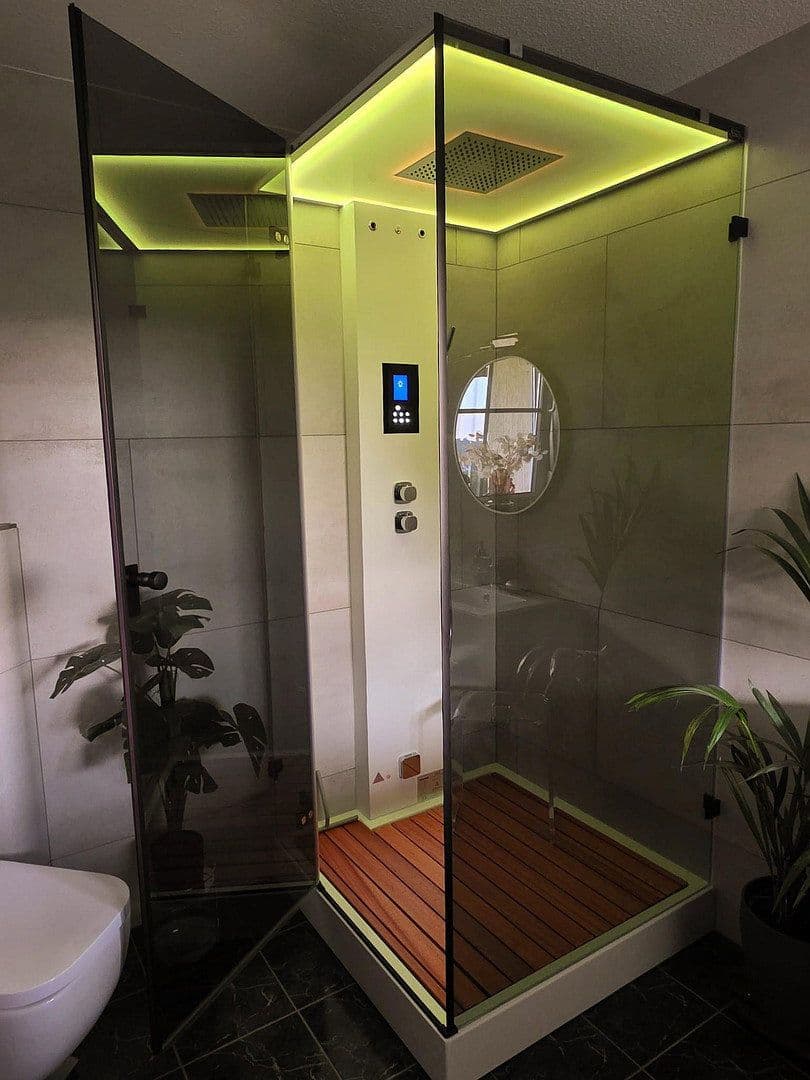 Prodej bytu 4+1 93 m², Schwarzenberg/Erzgebirge, Sasko Prodej bytu 4+1 93 m², Schwarzenberg/Erzgebirge, Sasko