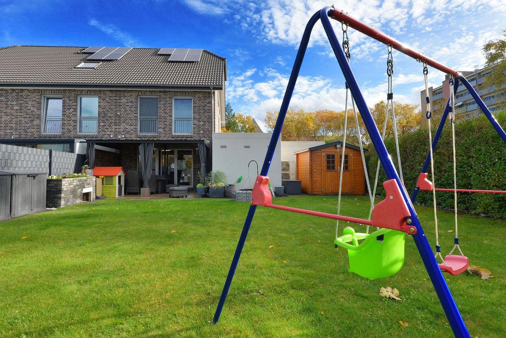 Prodej domu 119 m², pozemek 345 m², Günterstr. 56, Duisburg, Severní Porýní-Vestfálsko Prodej domu 119 m², pozemek 345 m², Günterstr. 56, Duisburg, Severní Porýní-Vestfálsko