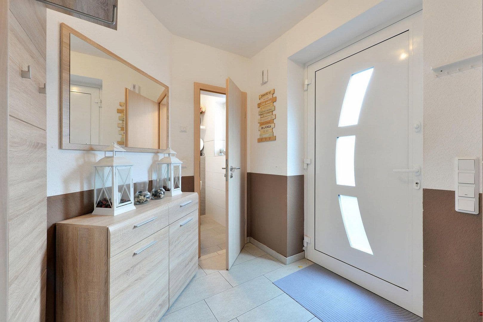 Prodej domu 119 m², pozemek 345 m², Günterstr. 56, Duisburg, Severní Porýní-Vestfálsko Prodej domu 119 m², pozemek 345 m², Günterstr. 56, Duisburg, Severní Porýní-Vestfálsko