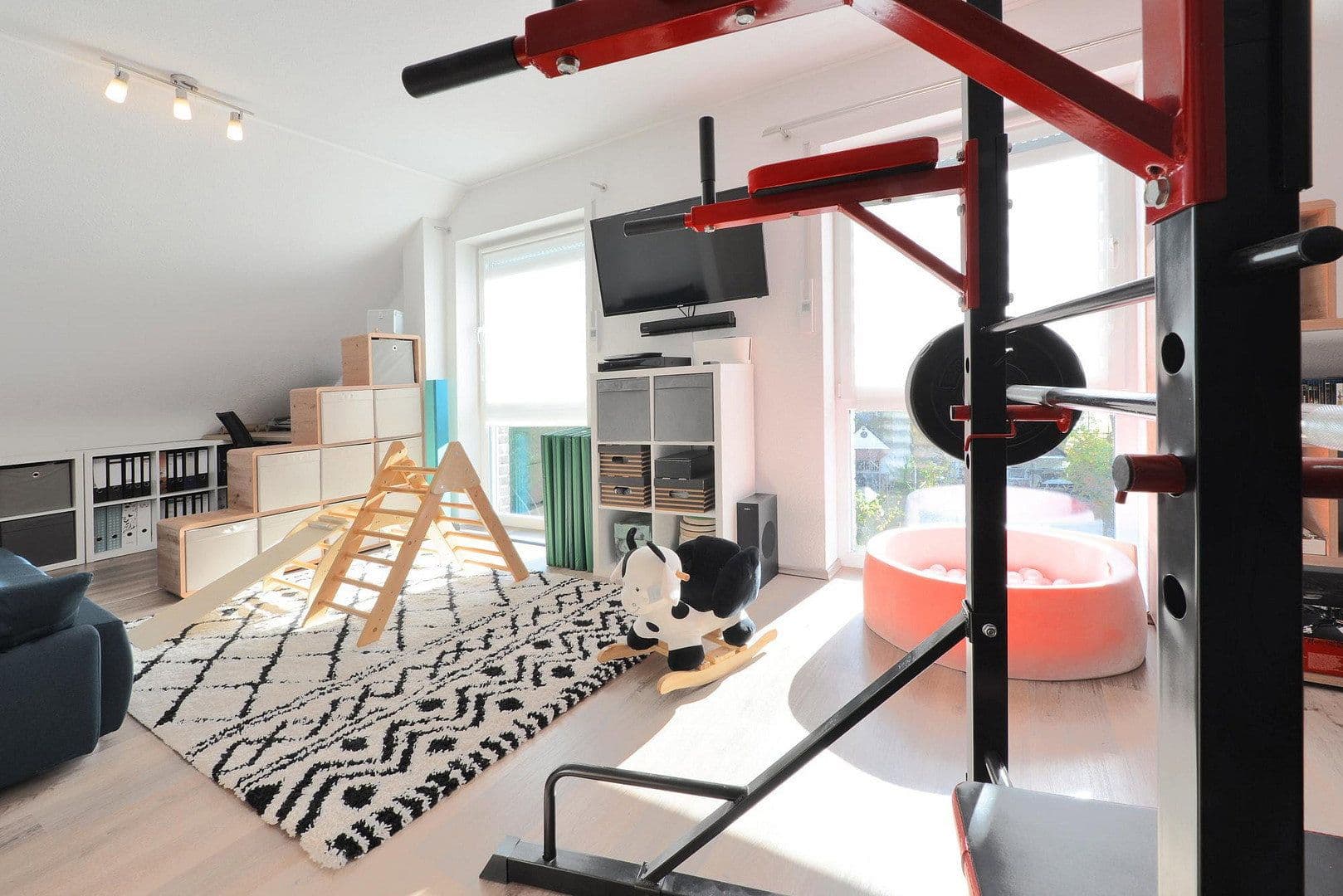 Prodej domu 119 m², pozemek 345 m², Günterstr. 56, Duisburg, Severní Porýní-Vestfálsko Prodej domu 119 m², pozemek 345 m², Günterstr. 56, Duisburg, Severní Porýní-Vestfálsko