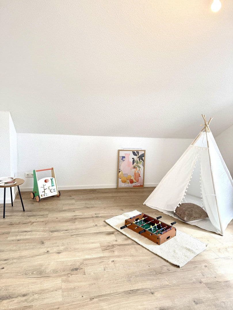 Prodej bytu 3+1 96 m², Bodenheim, Porýní-Falc Prodej bytu 3+1 96 m², Bodenheim, Porýní-Falc