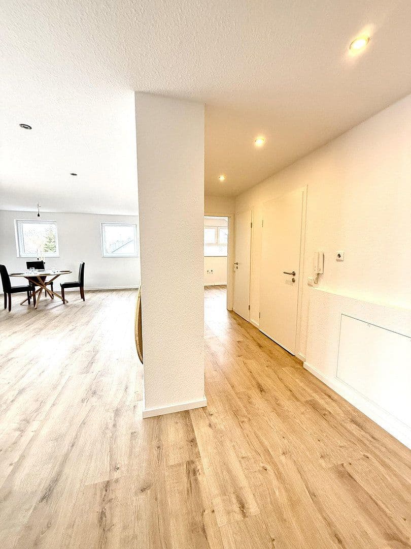 Prodej bytu 3+1 96 m², Bodenheim, Porýní-Falc Prodej bytu 3+1 96 m², Bodenheim, Porýní-Falc