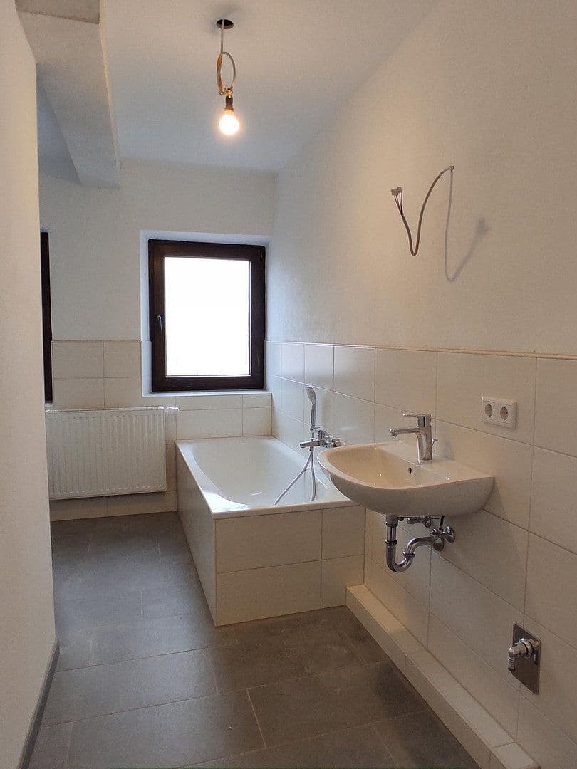 Pronájem bytu 5+1 114 m², Feuerbachstrasse, Ansbach, Bavorsko Pronájem bytu 5+1 114 m², Feuerbachstrasse, Ansbach, Bavorsko