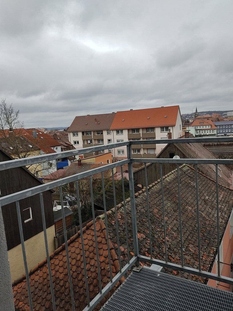 Pronájem bytu 5+1 114 m², Feuerbachstrasse, Ansbach, Bavorsko Pronájem bytu 5+1 114 m², Feuerbachstrasse, Ansbach, Bavorsko