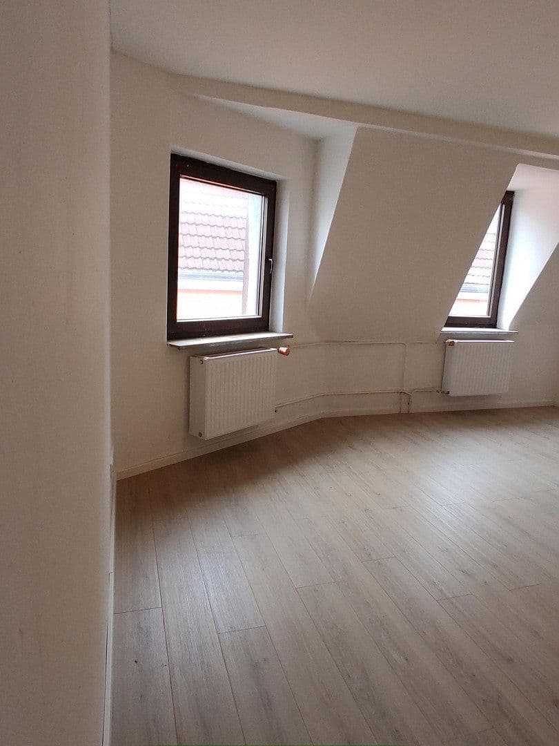 Pronájem bytu 5+1 114 m², Feuerbachstrasse, Ansbach, Bavorsko Pronájem bytu 5+1 114 m², Feuerbachstrasse, Ansbach, Bavorsko