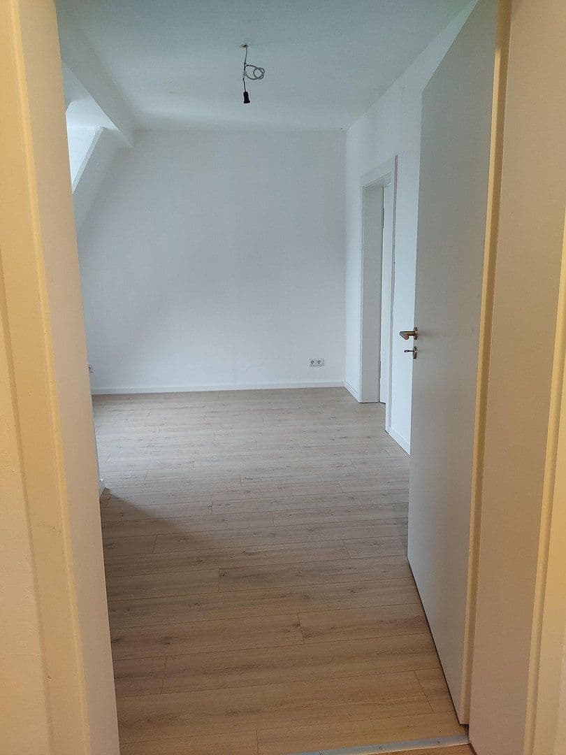 Pronájem bytu 5+1 114 m², Feuerbachstrasse, Ansbach, Bavorsko Pronájem bytu 5+1 114 m², Feuerbachstrasse, Ansbach, Bavorsko