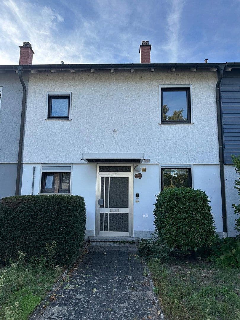 Prodej domu 90 m², pozemek 272 m², Amalie-Sieveking-Weg, Mannheim, Bádensko-Württembersko Prodej domu 90 m², pozemek 272 m², Amalie-Sieveking-Weg, Mannheim, Bádensko-Württembersko