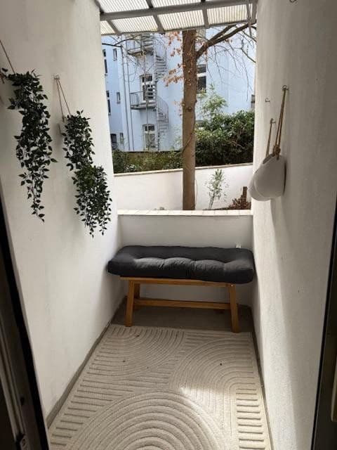 Pronájem bytu 1+1 32 m², Burghofstr. 52, Düsseldorf, Severní Porýní-Vestfálsko Pronájem bytu 1+1 32 m², Burghofstr. 52, Düsseldorf, Severní Porýní-Vestfálsko