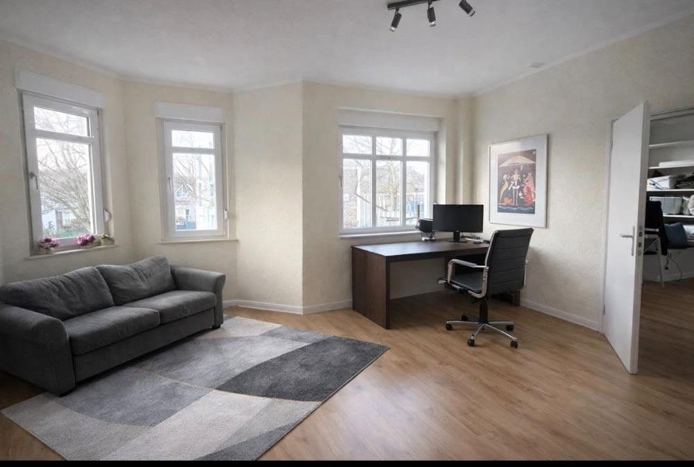 Prodej domu 249 m², pozemek 839 m², Marl, Severní Porýní-Vestfálsko Prodej domu 249 m², pozemek 839 m², Marl, Severní Porýní-Vestfálsko