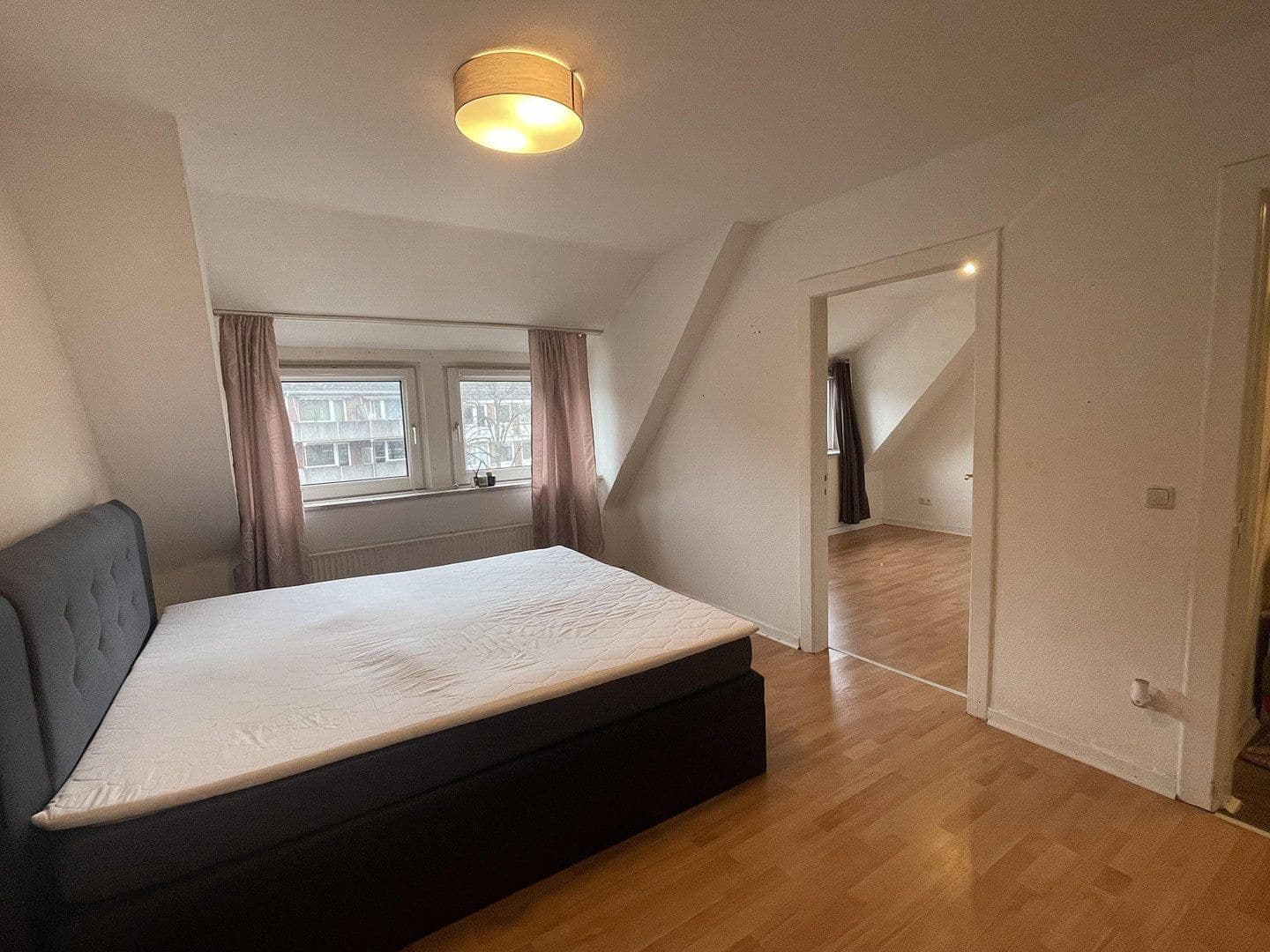 Pronájem bytu 3+1 69 m², Bramfelder Chaussee 329c, Hamburg, Hamburg Pronájem bytu 3+1 69 m², Bramfelder Chaussee 329c, Hamburg, Hamburg