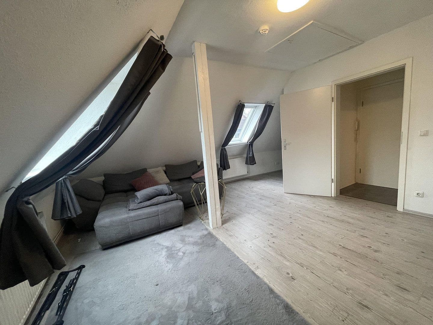 Pronájem bytu 3+1 69 m², Bramfelder Chaussee 329c, Hamburg, Hamburg Pronájem bytu 3+1 69 m², Bramfelder Chaussee 329c, Hamburg, Hamburg