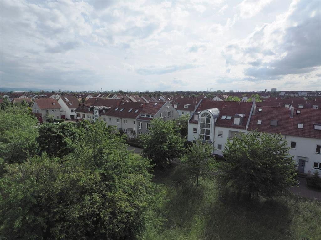 Pronájem bytu 1+1 35 m², Leipziger Allee 2, Karlsruhe, Bádensko-Württembersko Pronájem bytu 1+1 35 m², Leipziger Allee 2, Karlsruhe, Bádensko-Württembersko