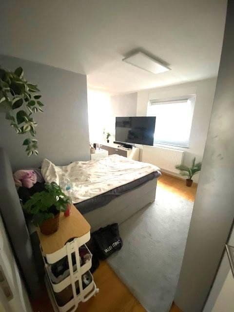 Pronájem bytu 5+1 180 m², Wernau (Neckar), Bádensko-Württembersko Pronájem bytu 5+1 180 m², Wernau (Neckar), Bádensko-Württembersko