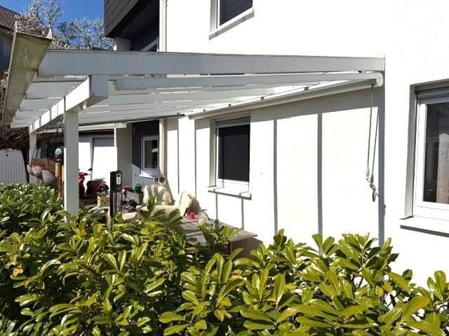 Pronájem bytu 5+1 180 m², Wernau (Neckar), Bádensko-Württembersko Pronájem bytu 5+1 180 m², Wernau (Neckar), Bádensko-Württembersko