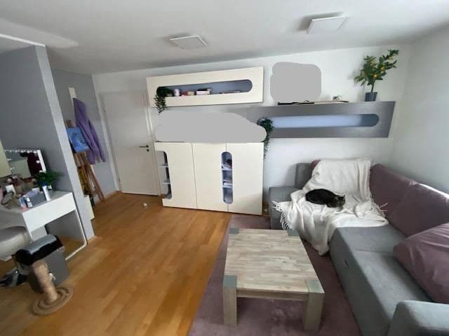 Pronájem bytu 5+1 180 m², Wernau (Neckar), Bádensko-Württembersko Pronájem bytu 5+1 180 m², Wernau (Neckar), Bádensko-Württembersko