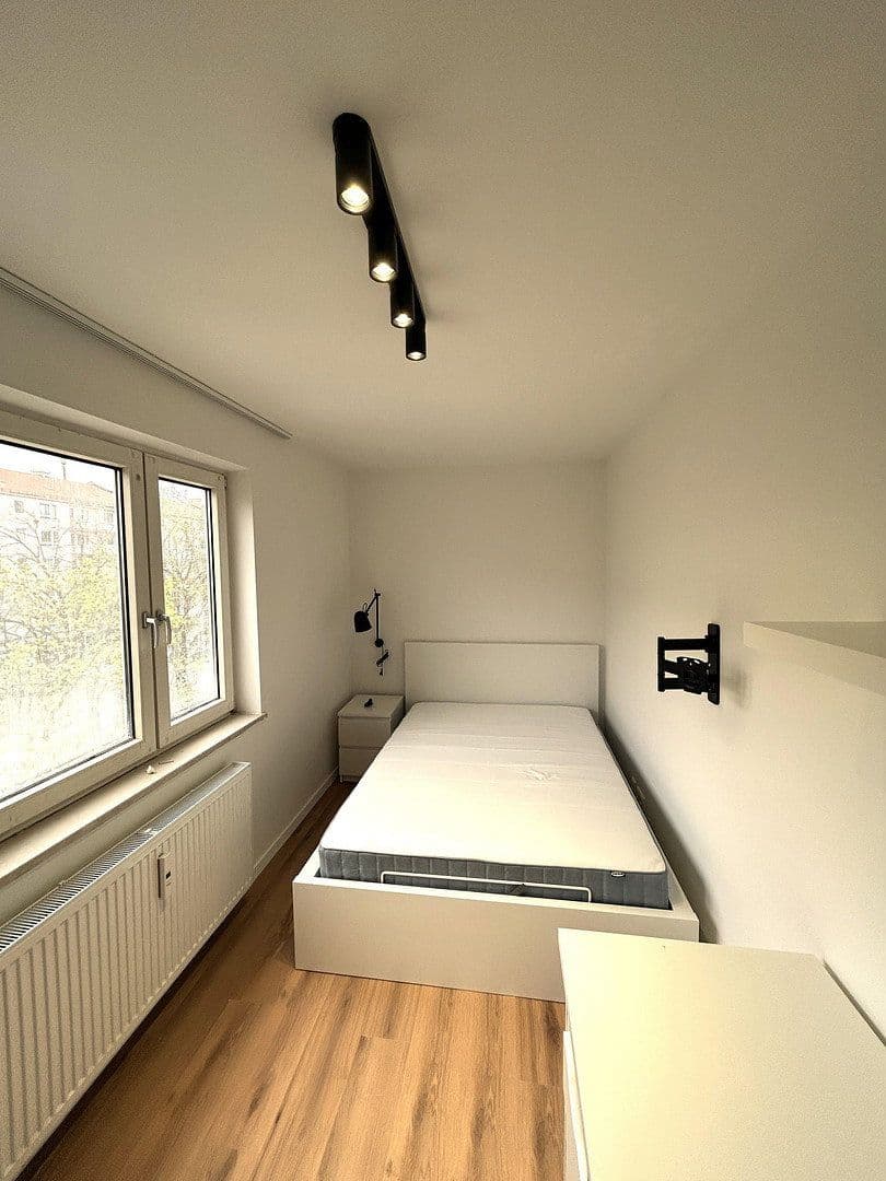 Pronájem bytu 3+1 62 m², Lüneburger Strasse 2a, München, Bavorsko Pronájem bytu 3+1 62 m², Lüneburger Strasse 2a, München, Bavorsko