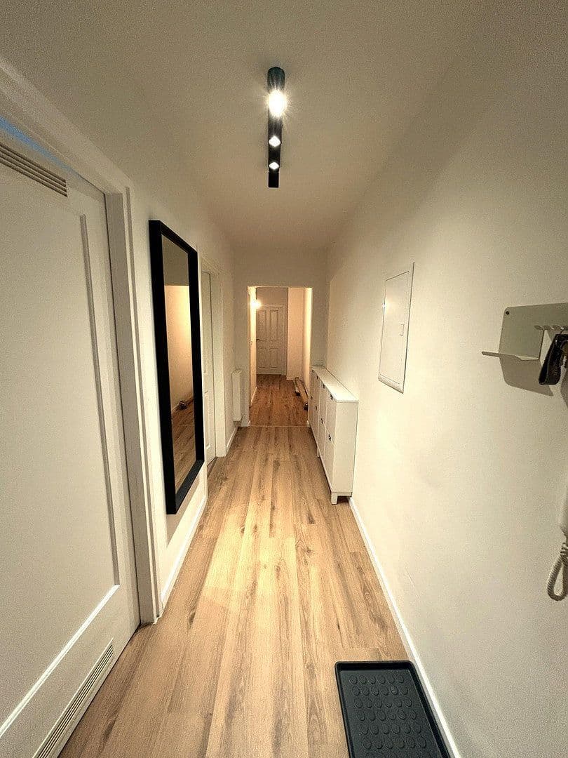 Pronájem bytu 3+1 62 m², Lüneburger Strasse 2a, München, Bavorsko Pronájem bytu 3+1 62 m², Lüneburger Strasse 2a, München, Bavorsko