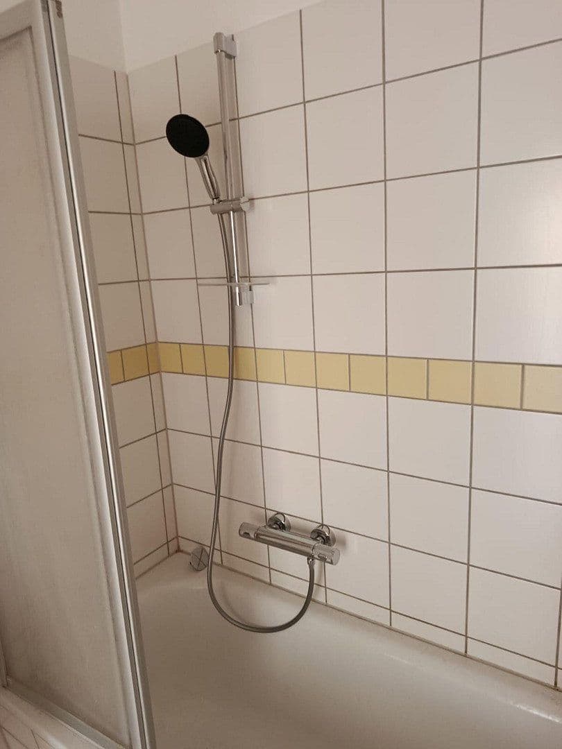 Pronájem bytu 2+1 48 m², Gohliser Str. 6, Dresden, Sasko Pronájem bytu 2+1 48 m², Gohliser Str. 6, Dresden, Sasko