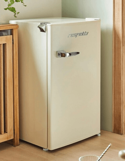 Pronájem bytu 2+1 48 m², Gohliser Str. 6, Dresden, Sasko Pronájem bytu 2+1 48 m², Gohliser Str. 6, Dresden, Sasko