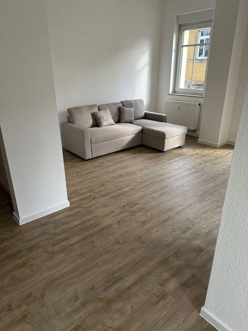 Pronájem bytu 2+1 48 m², Gohliser Str. 6, Dresden, Sasko Pronájem bytu 2+1 48 m², Gohliser Str. 6, Dresden, Sasko