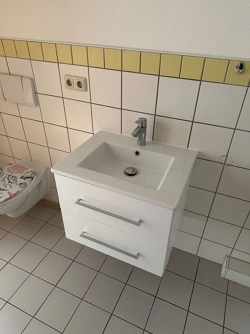 Pronájem bytu 2+1 48 m², Gohliser Str. 6, Dresden, Sasko Pronájem bytu 2+1 48 m², Gohliser Str. 6, Dresden, Sasko