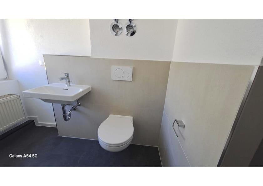 Pronájem bytu 3+kk 82 m², Gabelsbergerstraße 6, Weinheim, Bádensko-Württembersko Pronájem bytu 3+kk 82 m², Gabelsbergerstraße 6, Weinheim, Bádensko-Württembersko