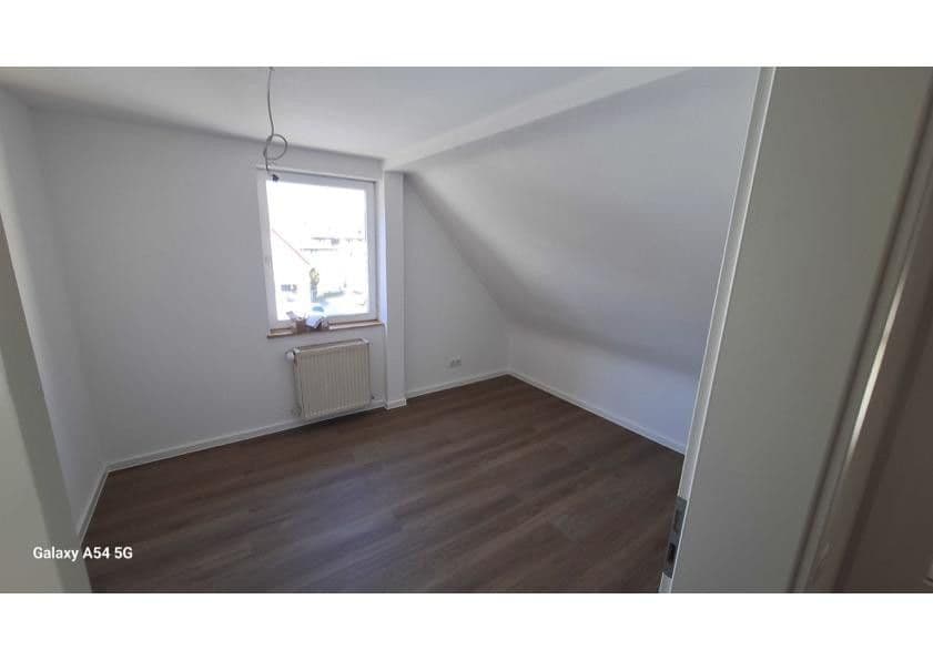Pronájem bytu 3+kk 82 m², Gabelsbergerstraße 6, Weinheim, Bádensko-Württembersko Pronájem bytu 3+kk 82 m², Gabelsbergerstraße 6, Weinheim, Bádensko-Württembersko