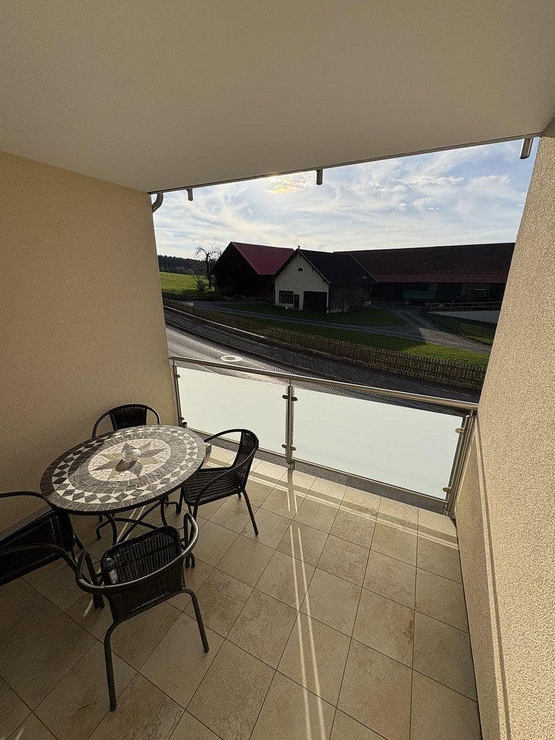 Pronájem bytu 2+1 56 m², Hanfelder Straße 7a, Gauting OT-Oberbrunn, Bavorsko Pronájem bytu 2+1 56 m², Hanfelder Straße 7a, Gauting OT-Oberbrunn, Bavorsko