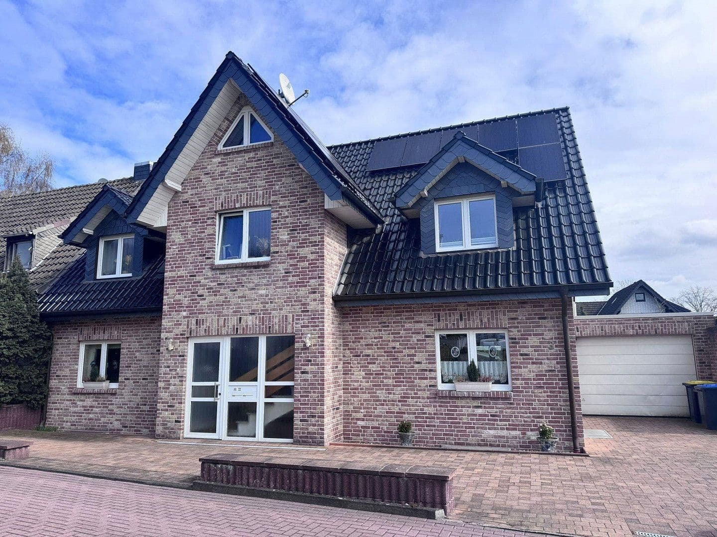 Prodej bytu 3+kk 87 m², Dinslaken, Severní Porýní-Vestfálsko Prodej bytu 3+kk 87 m², Dinslaken, Severní Porýní-Vestfálsko