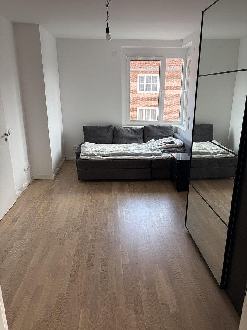 Prodej bytu 4+1 128 m², Bluecherstrasse 5, Hamburg, Hamburg Prodej bytu 4+1 128 m², Bluecherstrasse 5, Hamburg, Hamburg