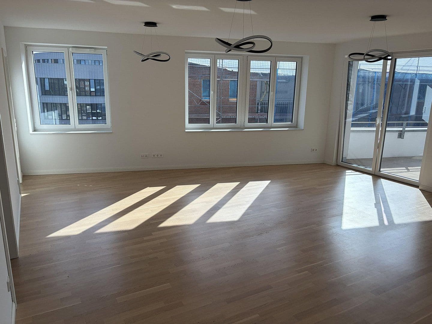 Prodej bytu 4+1 128 m², Bluecherstrasse 5, Hamburg, Hamburg Prodej bytu 4+1 128 m², Bluecherstrasse 5, Hamburg, Hamburg