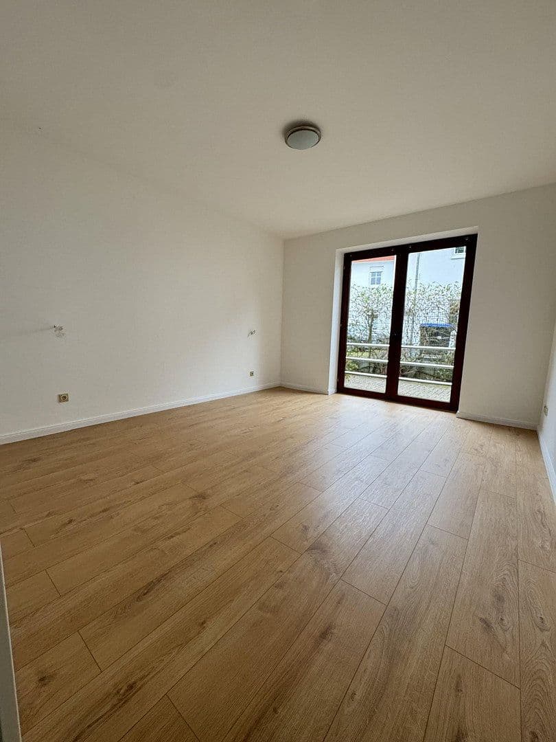 Pronájem bytu 3+1 109 m², Drosselweg 47, Bergisch Gladbach, Severní Porýní-Vestfálsko Pronájem bytu 3+1 109 m², Drosselweg 47, Bergisch Gladbach, Severní Porýní-Vestfálsko