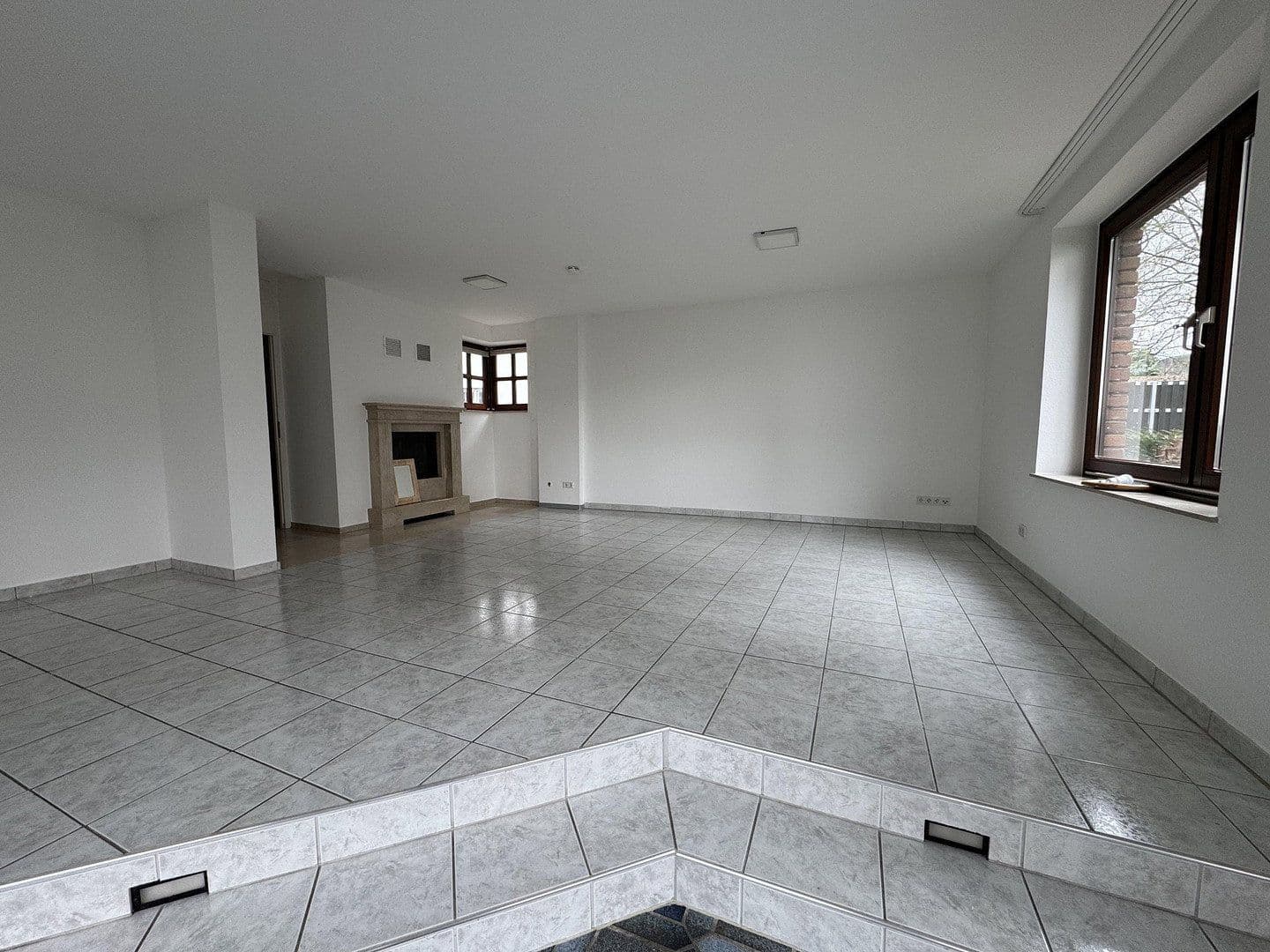 Pronájem bytu 3+1 109 m², Drosselweg 47, Bergisch Gladbach, Severní Porýní-Vestfálsko Pronájem bytu 3+1 109 m², Drosselweg 47, Bergisch Gladbach, Severní Porýní-Vestfálsko