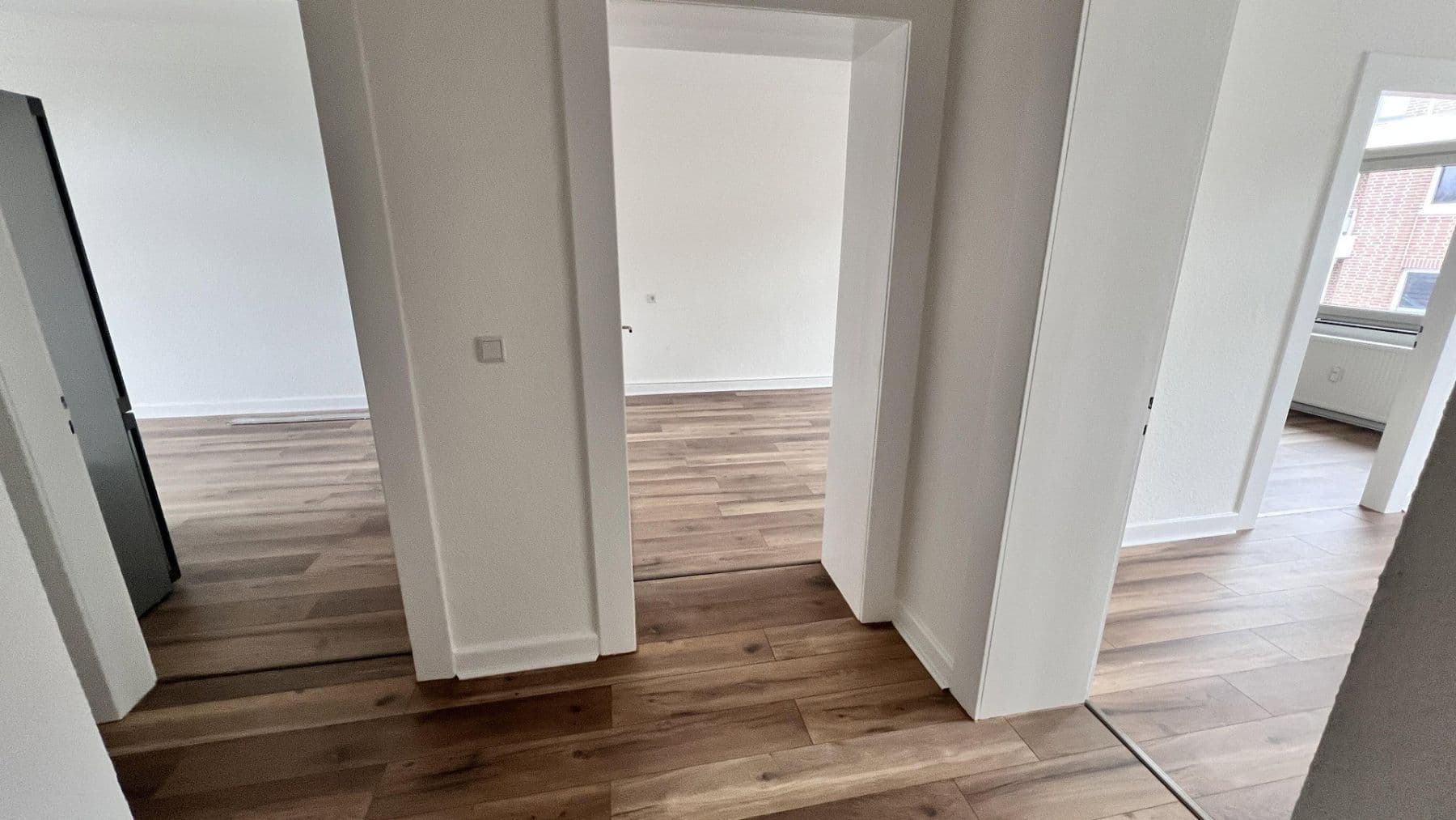 Pronájem bytu 2+1 66 m², Düsseldorf, Severní Porýní-Vestfálsko Pronájem bytu 2+1 66 m², Düsseldorf, Severní Porýní-Vestfálsko