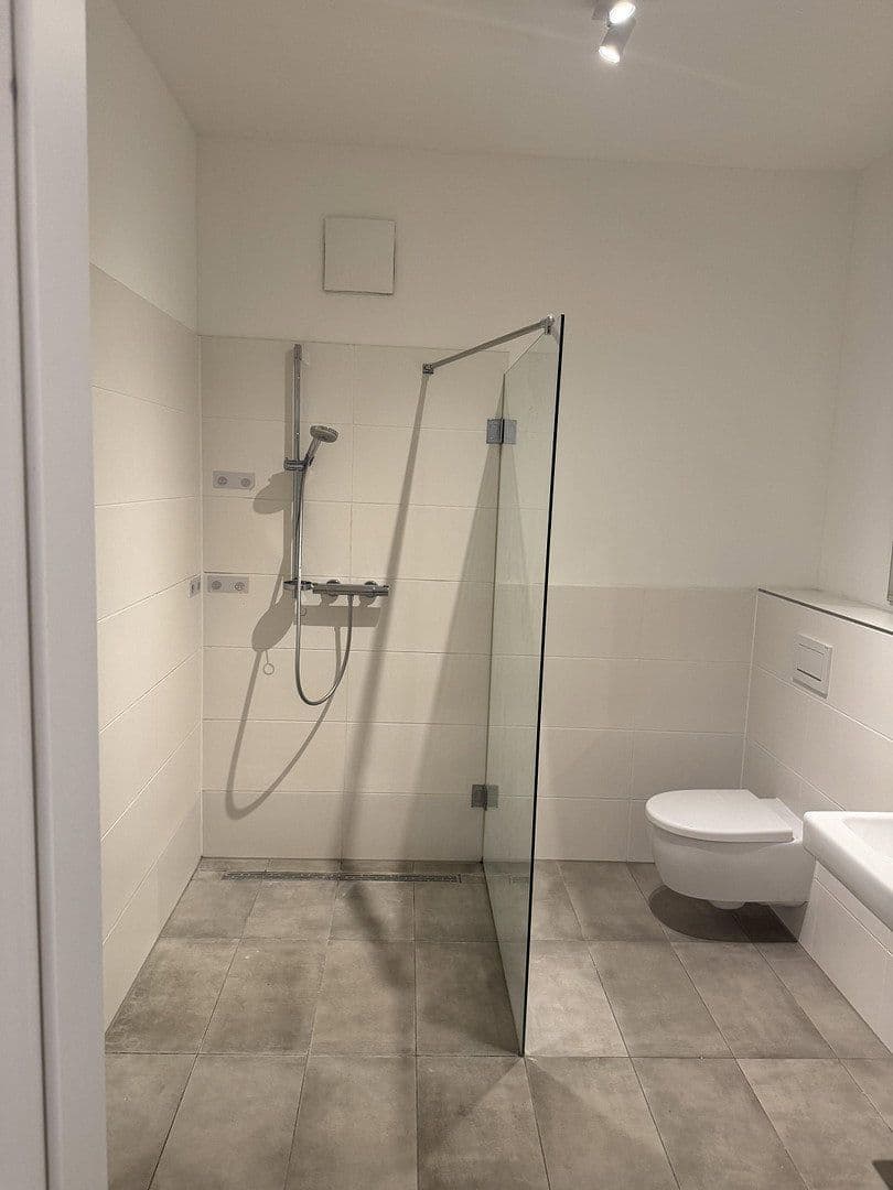 Pronájem bytu 3+1 91 m², Stallschreiberstraße 24, Berlin, Berlín Pronájem bytu 3+1 91 m², Stallschreiberstraße 24, Berlin, Berlín