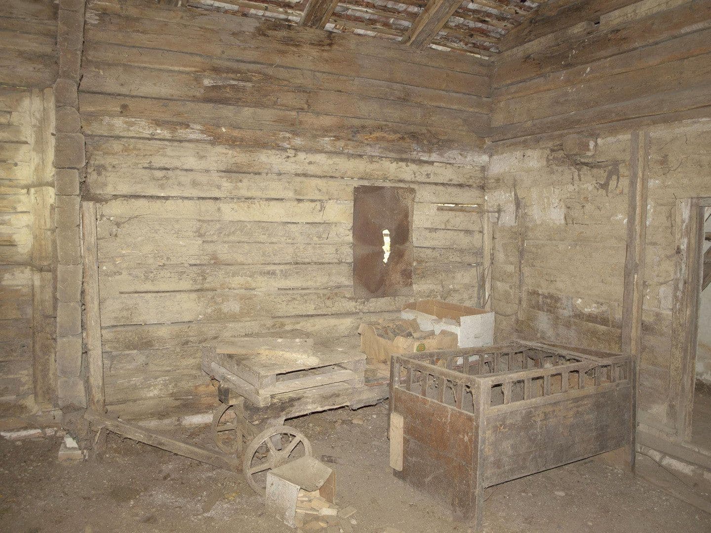 Prodej domu 60 m², pozemek 11.475 m², Adlkofen, Bavorsko Prodej domu 60 m², pozemek 11.475 m², Adlkofen, Bavorsko