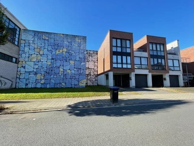 Prodej domu 108 m², pozemek 2.160 m², Jürgen-Hornemann Str., Greven, Severní Porýní-Vestfálsko Prodej domu 108 m², pozemek 2.160 m², Jürgen-Hornemann Str., Greven, Severní Porýní-Vestfálsko