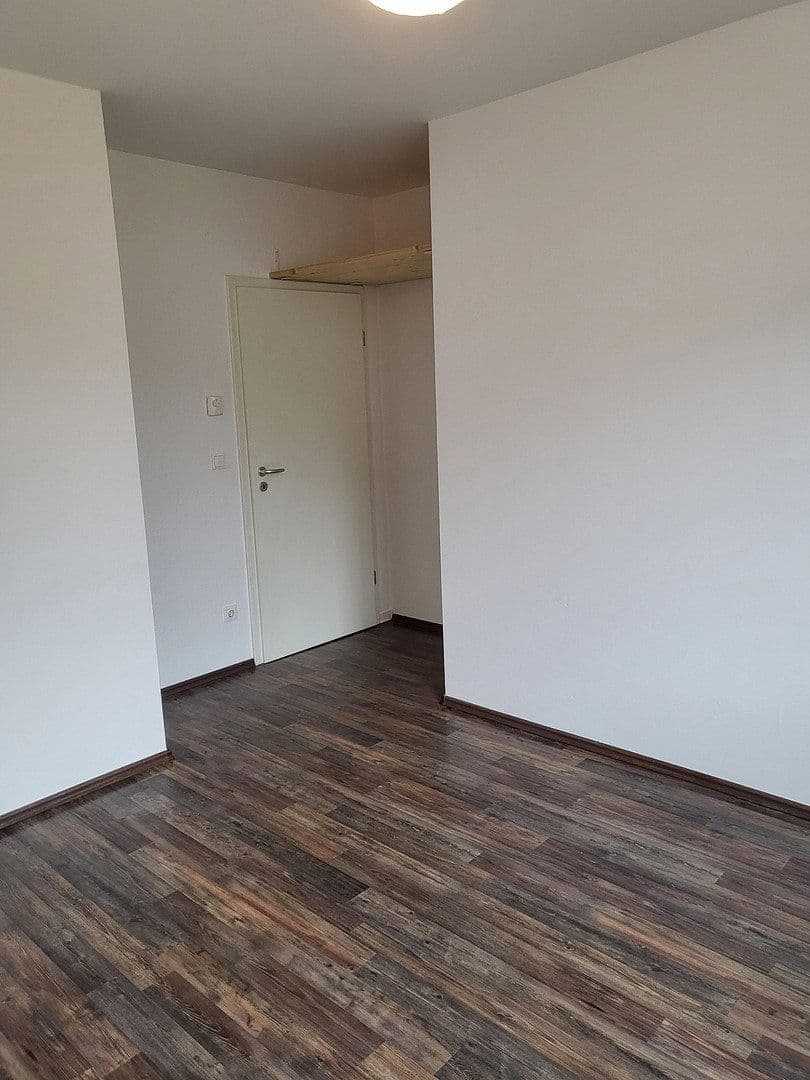 Prodej bytu 3+1 70 m², Berlin, Berlín Prodej bytu 3+1 70 m², Berlin, Berlín