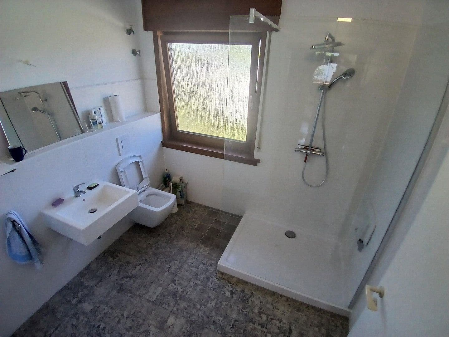 Prodej domu 160 m², pozemek 448 m², Tulpenstr. 9, Erdmannhausen, Bádensko-Württembersko Prodej domu 160 m², pozemek 448 m², Tulpenstr. 9, Erdmannhausen, Bádensko-Württembersko