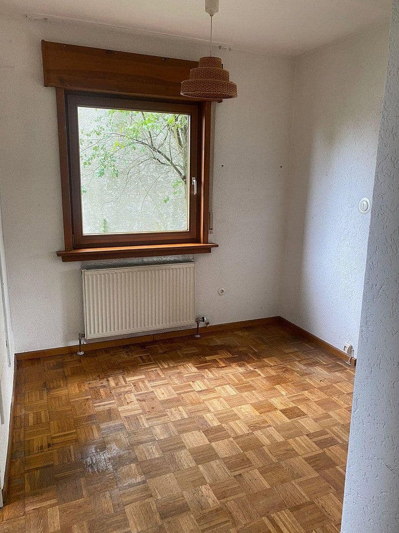 Prodej domu 160 m², pozemek 448 m², Tulpenstr. 9, Erdmannhausen, Bádensko-Württembersko Prodej domu 160 m², pozemek 448 m², Tulpenstr. 9, Erdmannhausen, Bádensko-Württembersko
