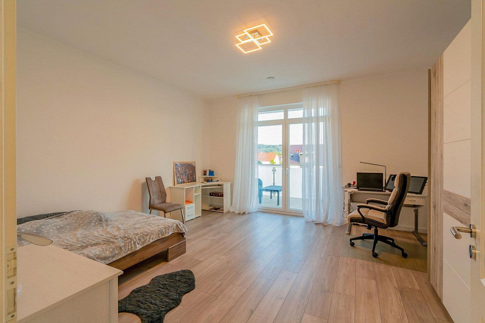 Prodej domu 315 m², pozemek 727 m², Satteldorf, Bádensko-Württembersko Prodej domu 315 m², pozemek 727 m², Satteldorf, Bádensko-Württembersko