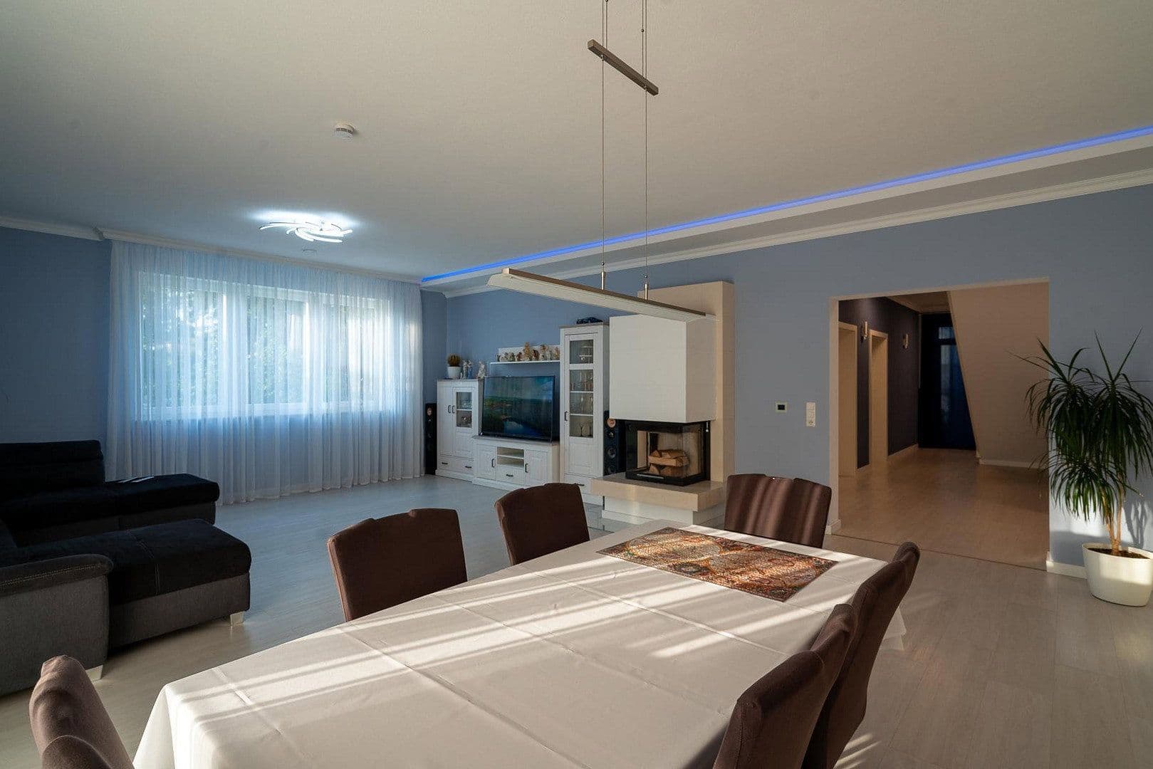 Prodej domu 315 m², pozemek 727 m², Satteldorf, Bádensko-Württembersko Prodej domu 315 m², pozemek 727 m², Satteldorf, Bádensko-Württembersko