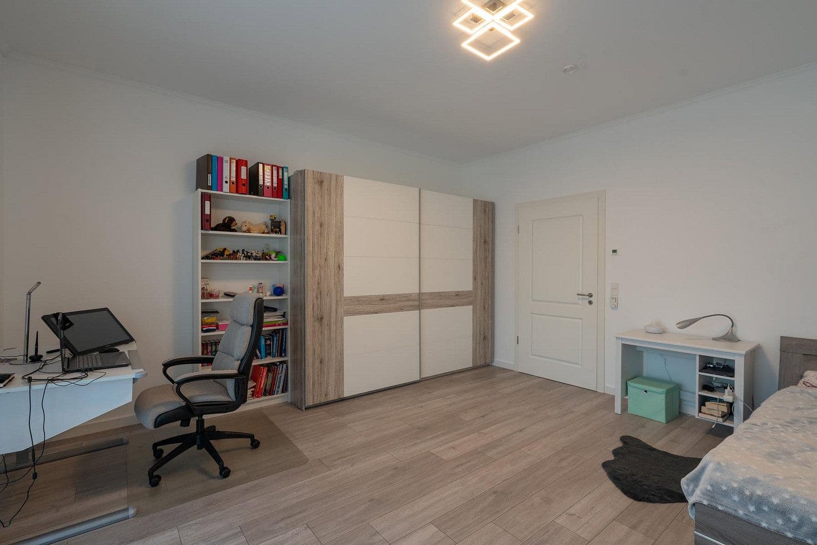 Prodej domu 315 m², pozemek 727 m², Satteldorf, Bádensko-Württembersko Prodej domu 315 m², pozemek 727 m², Satteldorf, Bádensko-Württembersko