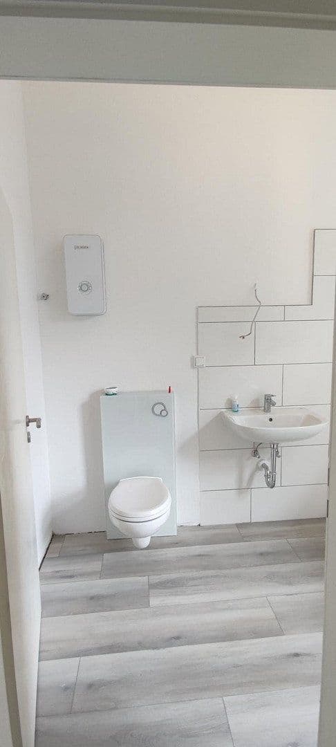 Pronájem bytu 4+1 88 m², Thüringer Str. 31, Oberhausen, Severní Porýní-Vestfálsko Pronájem bytu 4+1 88 m², Thüringer Str. 31, Oberhausen, Severní Porýní-Vestfálsko