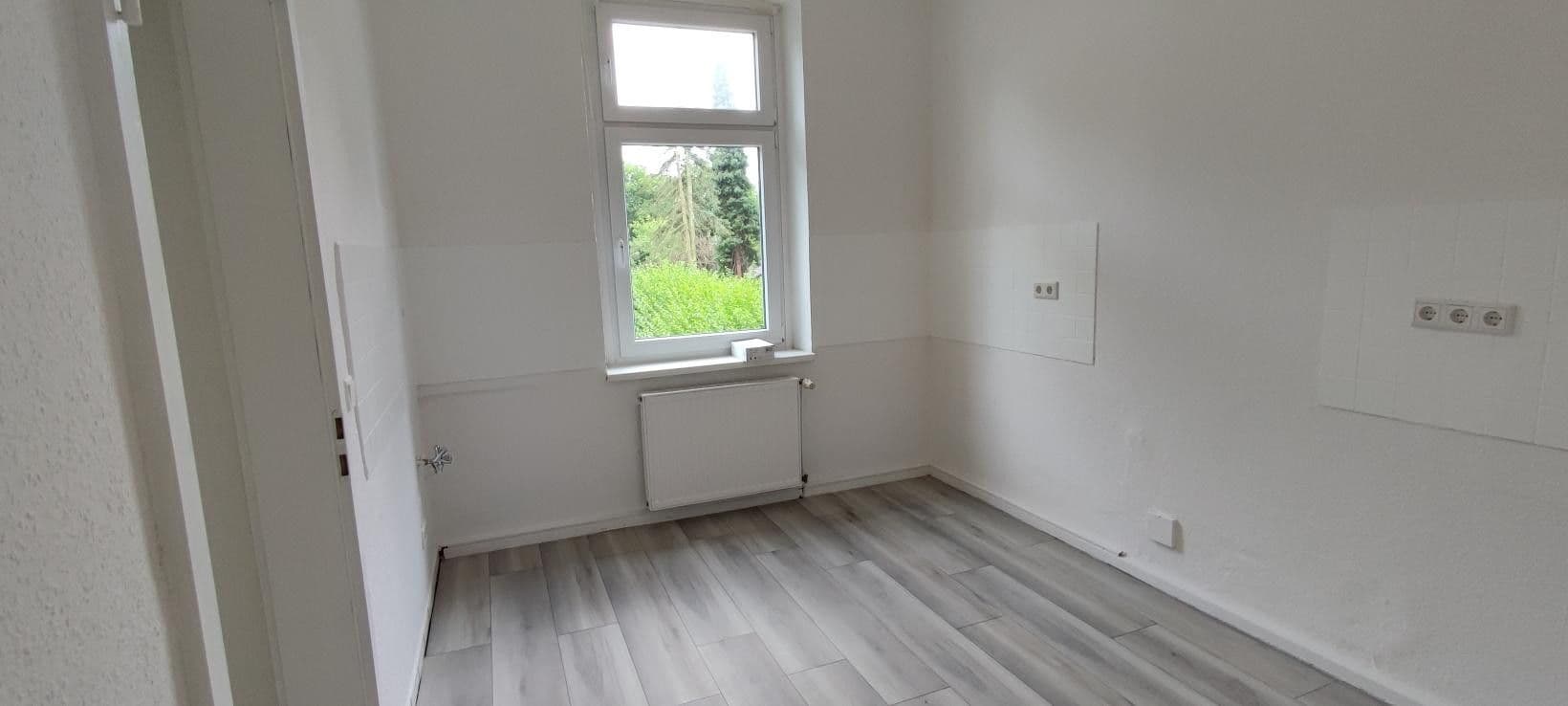 Pronájem bytu 4+1 88 m², Thüringer Str. 31, Oberhausen, Severní Porýní-Vestfálsko Pronájem bytu 4+1 88 m², Thüringer Str. 31, Oberhausen, Severní Porýní-Vestfálsko