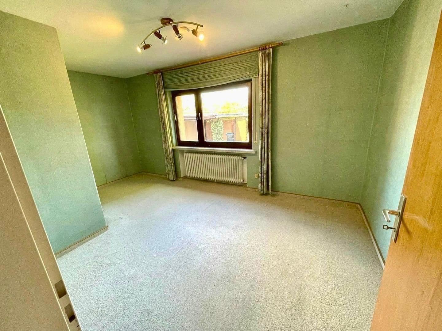 Prodej domu 210 m², pozemek 916 m², Uetze, Dolní Sasko Prodej domu 210 m², pozemek 916 m², Uetze, Dolní Sasko