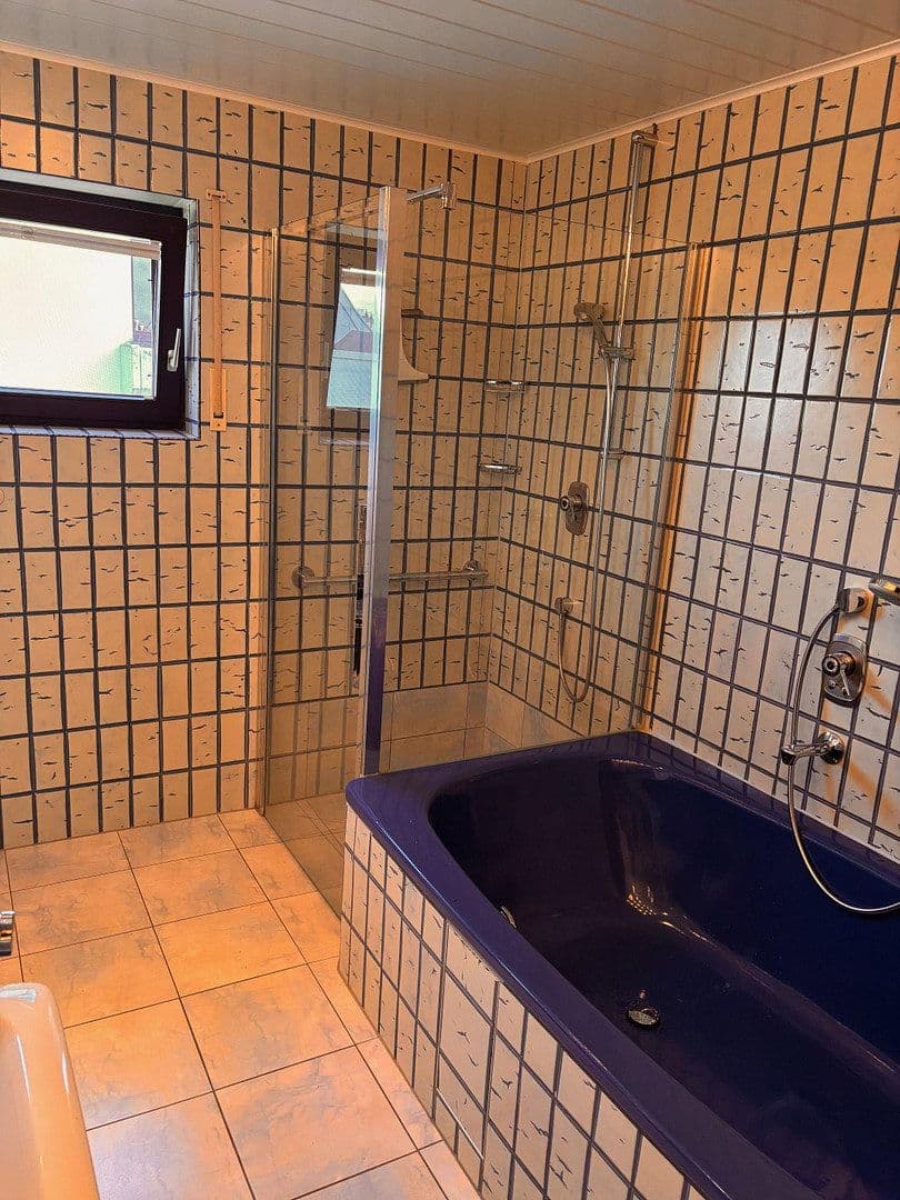 Pronájem bytu 4+1 196 m², Baden-Baden, Bádensko-Württembersko Pronájem bytu 4+1 196 m², Baden-Baden, Bádensko-Württembersko