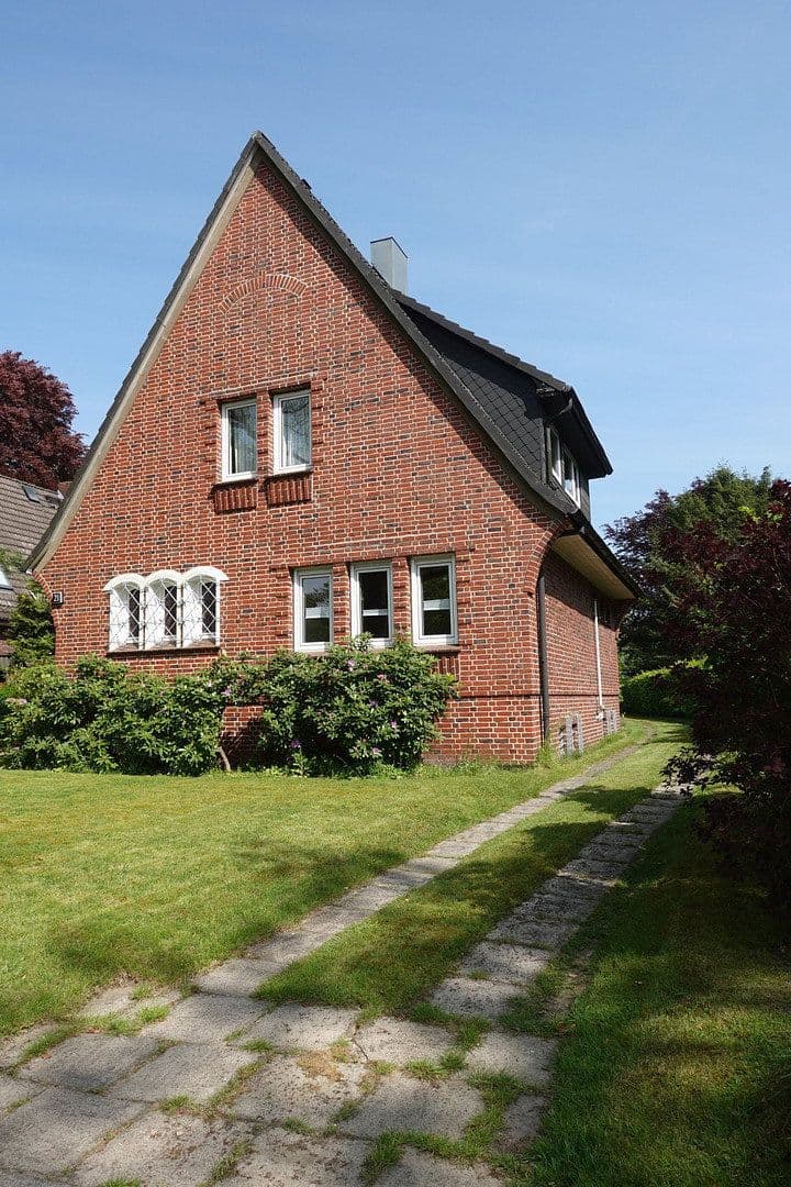 Prodej domu 170 m², pozemek 1.293 m², Hamburg, Hamburg Prodej domu 170 m², pozemek 1.293 m², Hamburg, Hamburg